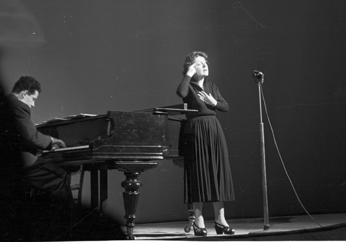 7-henry-ely-aix-piaf-1952-au-the-atre-film-n-203-218896 7-henry-ely-aix-piaf-1952-au-the-atre-film-n-203-218896