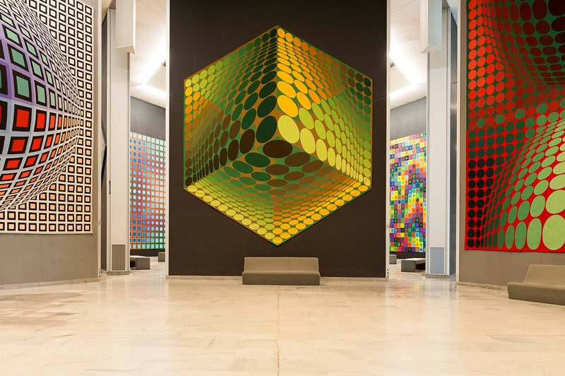 fondation vasarely peinture sortie balade aix exposition art aix en provence office de tourisme centrale de réservation