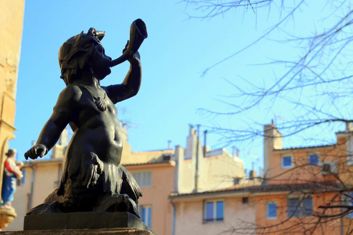 Visite guidÃ©e pÃ©destre : Places et fontaines, les joyaux du vieil Aix