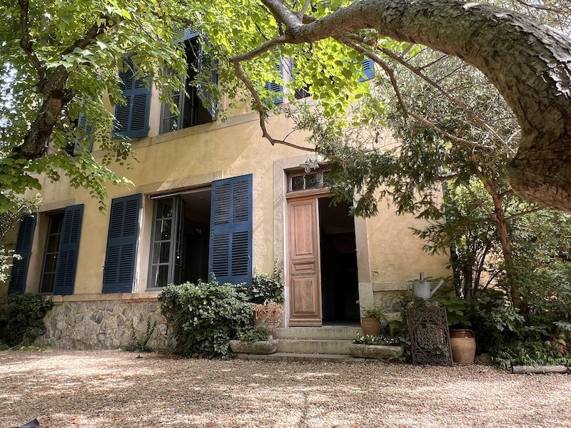 Visite guidÃ©e en franÃ§ais de lâatelier des Lauves