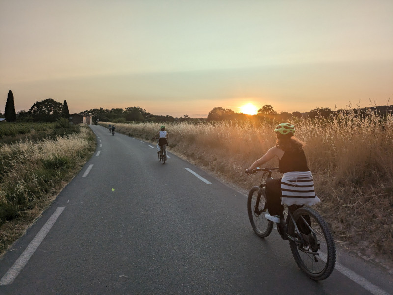 Vélo & coucher de soleil