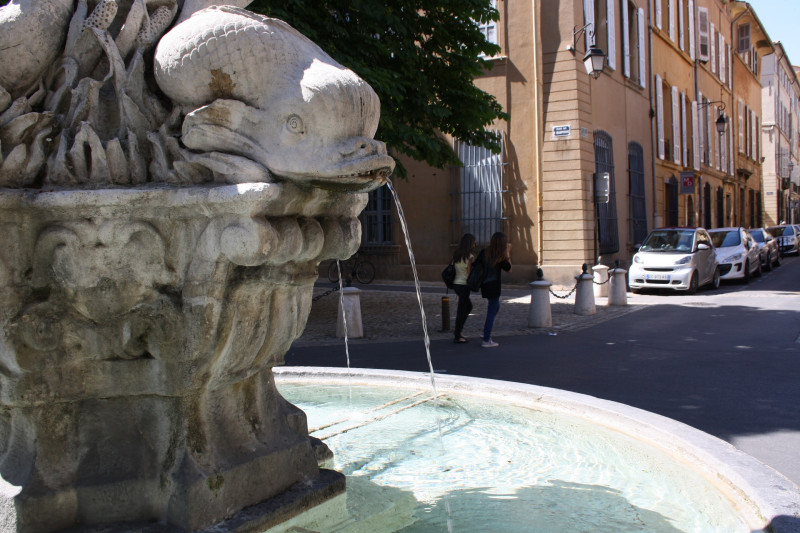Visite guidÃ©e pÃ©destre : Places et fontaines, les joyaux du vieil Aix